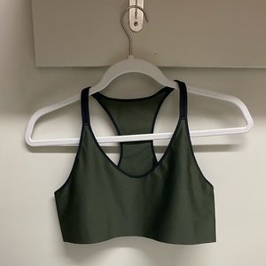 DSG light support sports bra